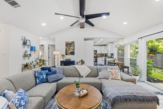 4805 Spring Meadow CV, Austin, TX 78744
