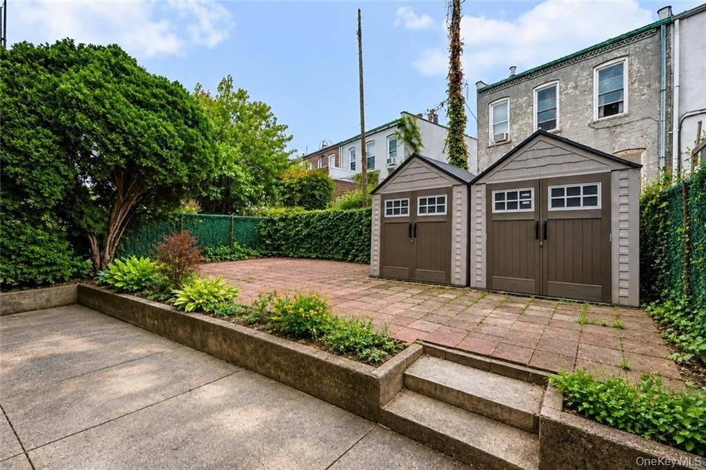 58-34 Catalpa Avenue, Ridgewood, NY 11385 — photo 4