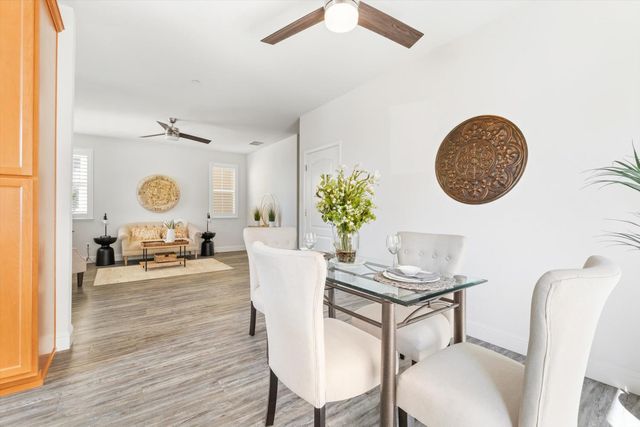 42 Huddlestone Cir, Roseville, CA 95661