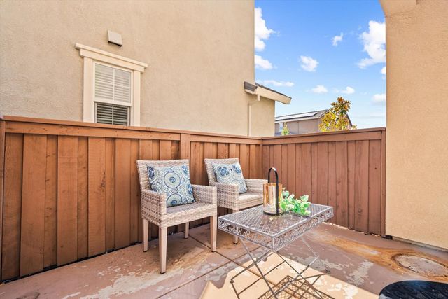 42 Huddlestone Cir, Roseville, CA 95661