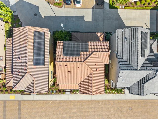 42 Huddlestone Cir, Roseville, CA 95661