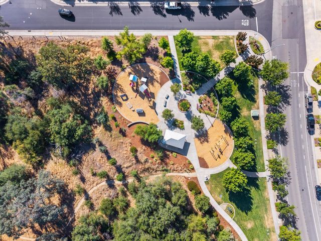 42 Huddlestone Cir, Roseville, CA 95661