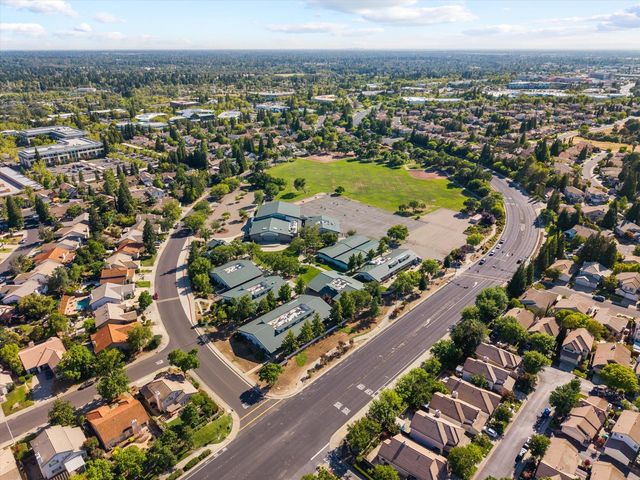 42 Huddlestone Cir, Roseville, CA 95661