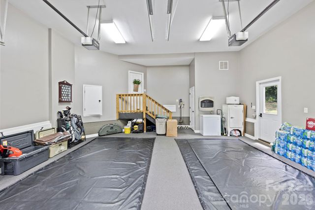 21 School House Road, Pisgah Forest, NC 28768