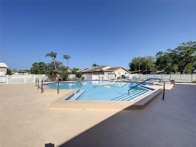 1044 BOWSPRIT LANE, Holiday, FL 34691