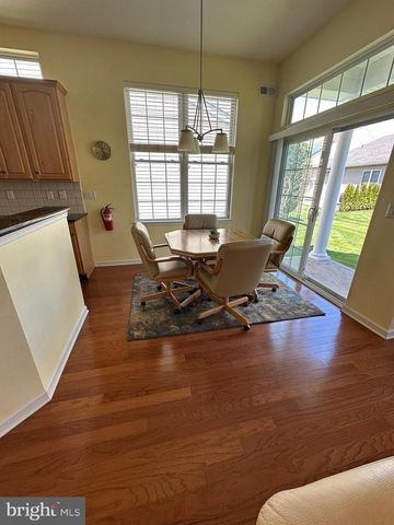 35 GALILEO DR, Cranbury, NJ 08512