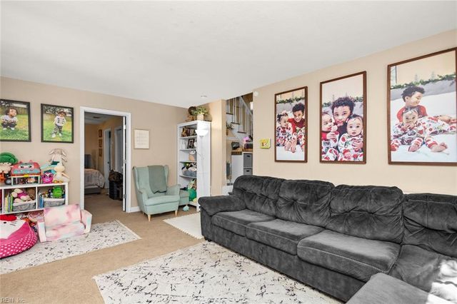 208 Doctor DR, Virginia Beach, VA 23452