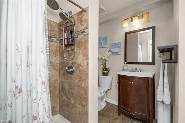 208 Doctor DR, Virginia Beach, VA 23452