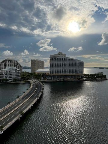 801 Brickell Bay Drive 1469, Miami, FL 33131