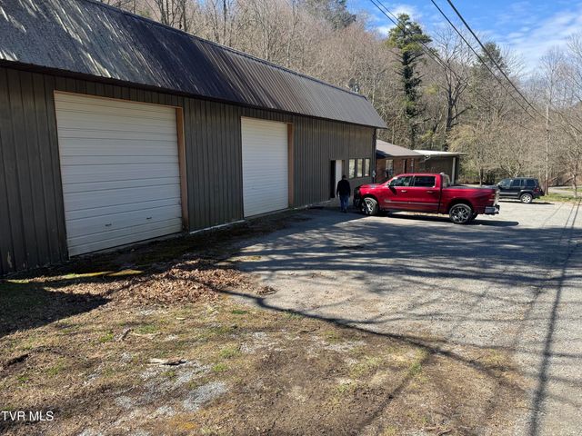 6430 Hoot Owl Hollow Road, Norton, VA 24273