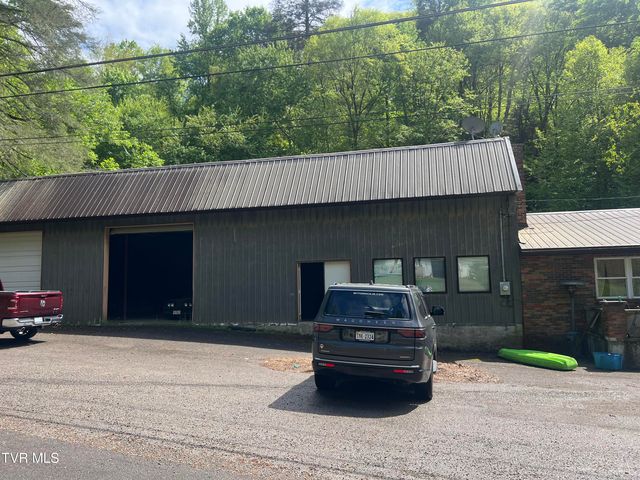 6430 Hoot Owl Hollow Road, Norton, VA 24273