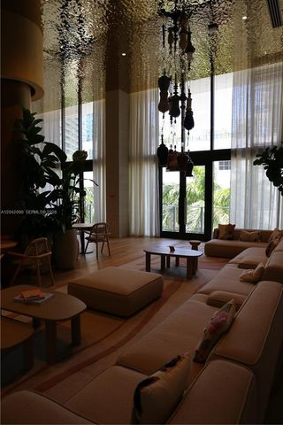90 NE 32nd St 706, Miami, FL 33137