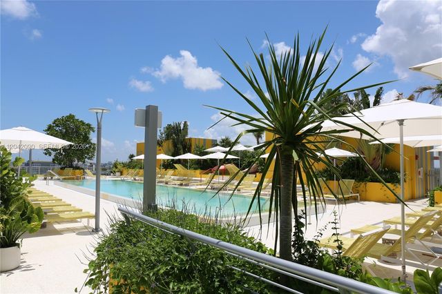 90 NE 32nd St 706, Miami, FL 33137