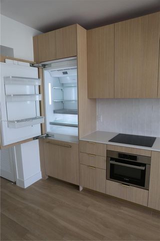 90 NE 32nd St 706, Miami, FL 33137