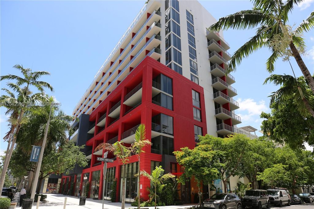 90 NE 32nd St 706, Miami, FL 33137