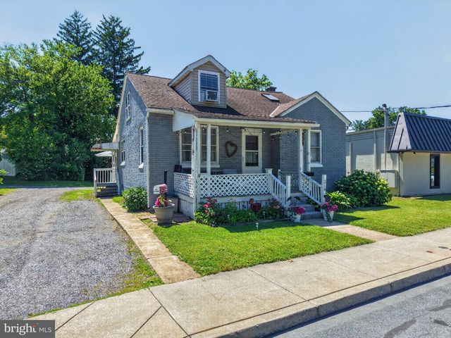216 W FULTON ST, Ephrata, PA 17522