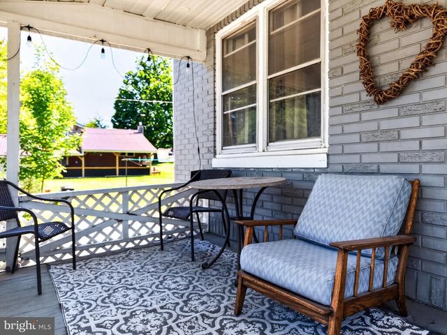 216 W FULTON ST, Ephrata, PA 17522