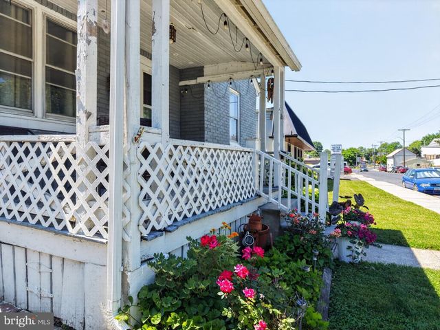 216 W FULTON ST, Ephrata, PA 17522