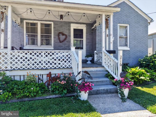 216 W FULTON ST, Ephrata, PA 17522