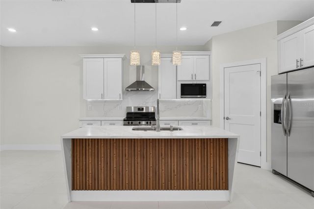 1603 WRIGHT DRIVE, Lakeland, FL 33805