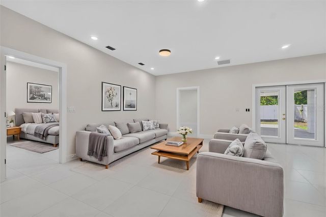 1603 WRIGHT DRIVE, Lakeland, FL 33805