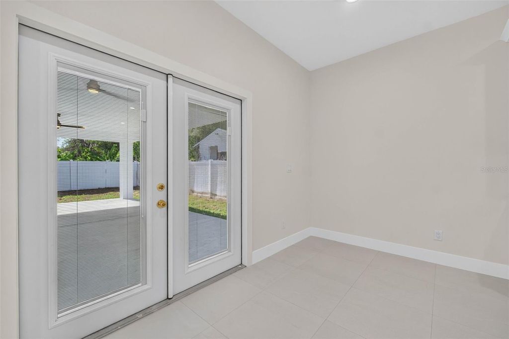 Image 32 of property listing at 1603 WRIGHT DRIVE, Lakeland, FL 33805