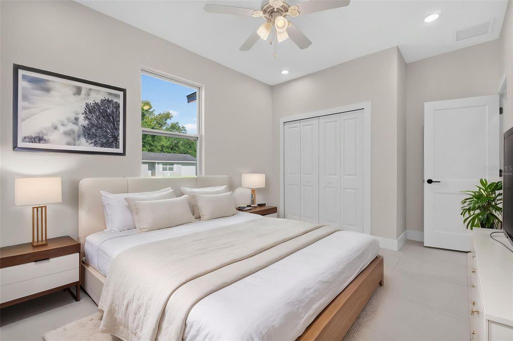 Image 35 of property listing at 1603 WRIGHT DRIVE, Lakeland, FL 33805
