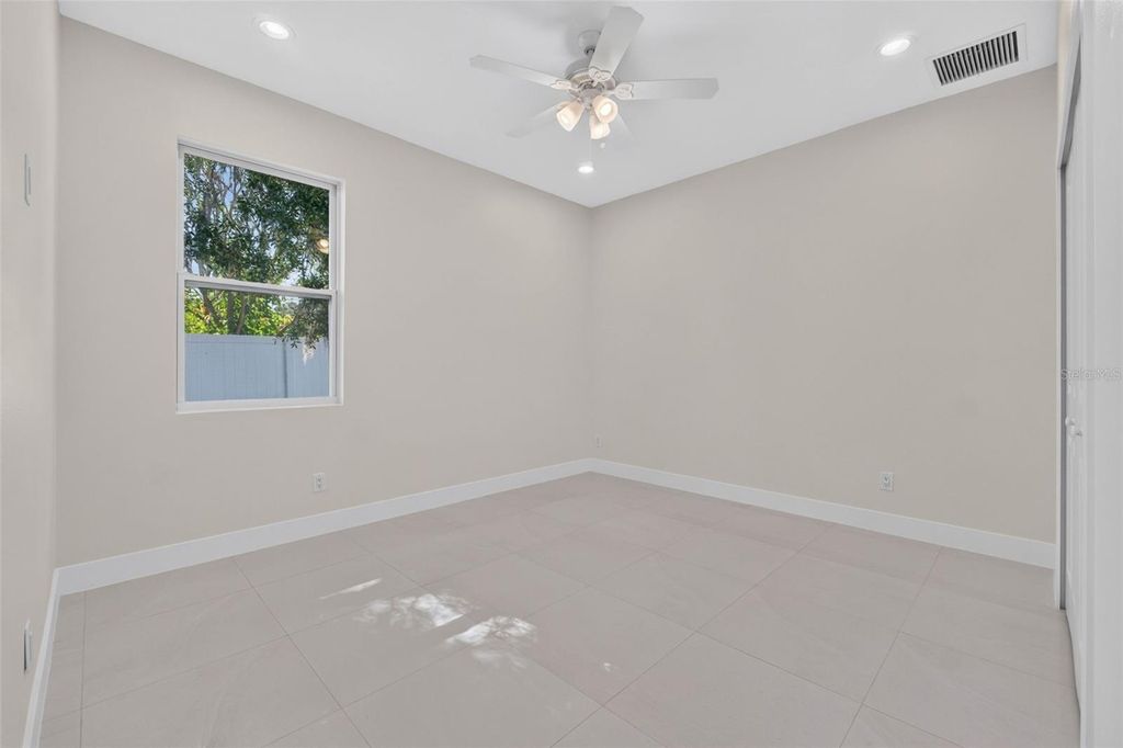 Image 51 of property listing at 1603 WRIGHT DRIVE, Lakeland, FL 33805
