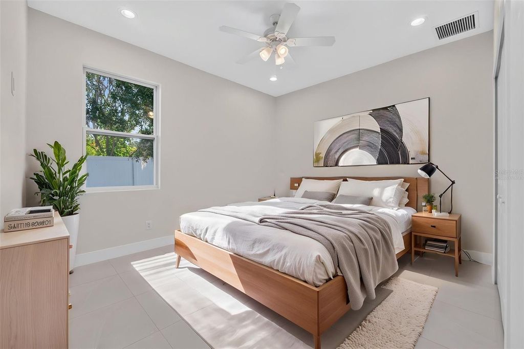 Image 52 of property listing at 1603 WRIGHT DRIVE, Lakeland, FL 33805