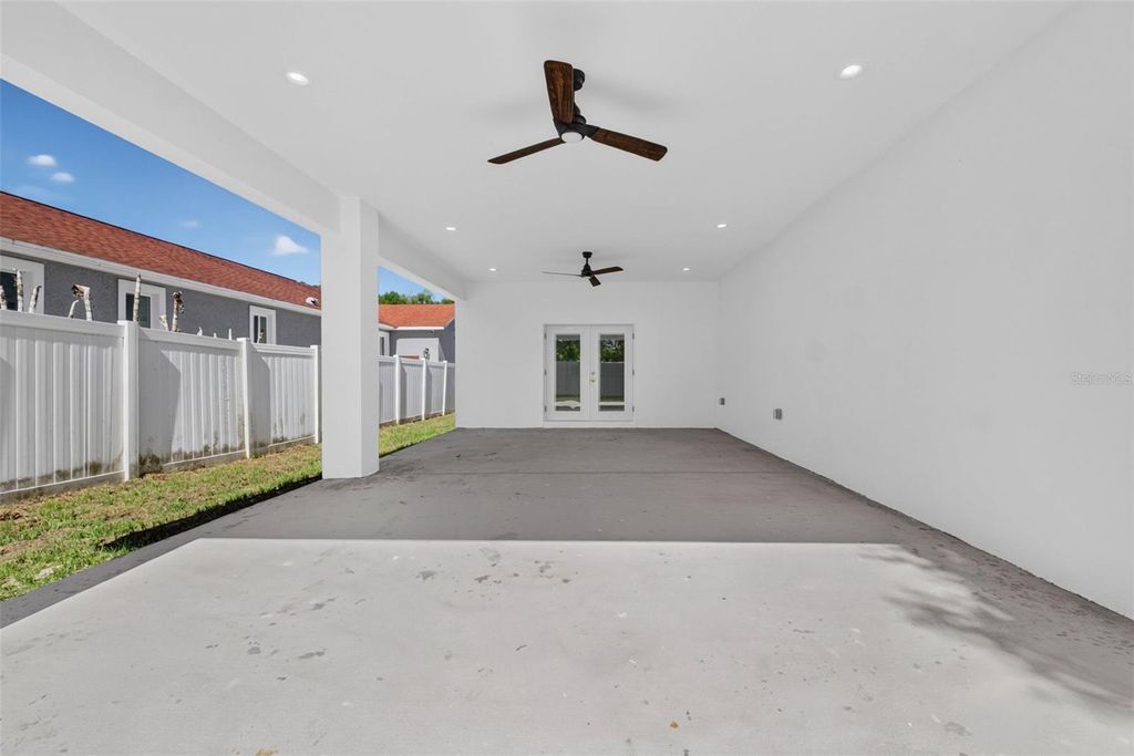 Image 57 of property listing at 1603 WRIGHT DRIVE, Lakeland, FL 33805