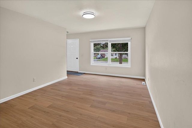 525 Berry Street, Stoughton, WI 53589
