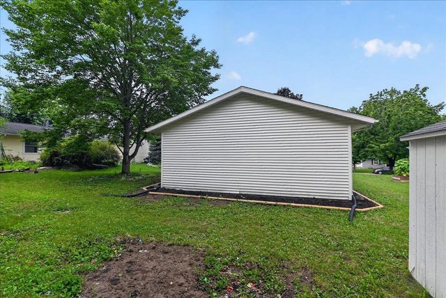 525 Berry Street, Stoughton, WI 53589