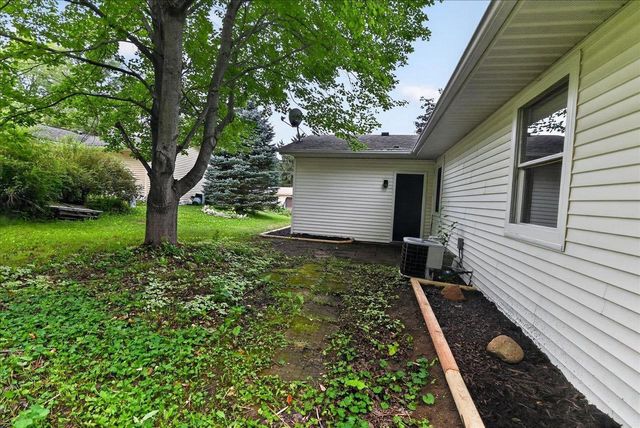 525 Berry Street, Stoughton, WI 53589