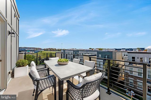 14580 LAKESTONE DR, Chantilly, VA 20151