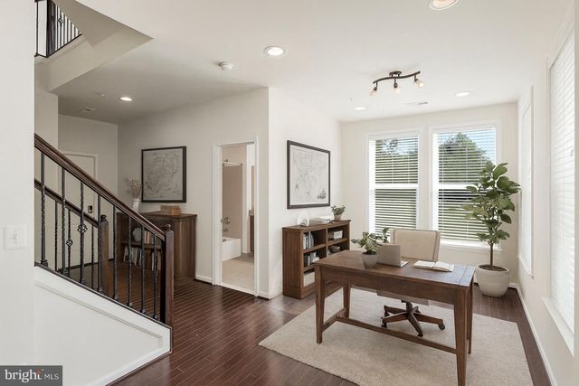 14580 LAKESTONE DR, Chantilly, VA 20151