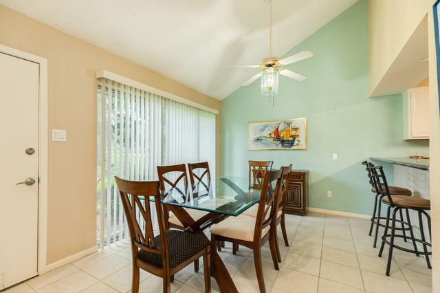 1808 Veranda Drive, West Columbia, TX 77486