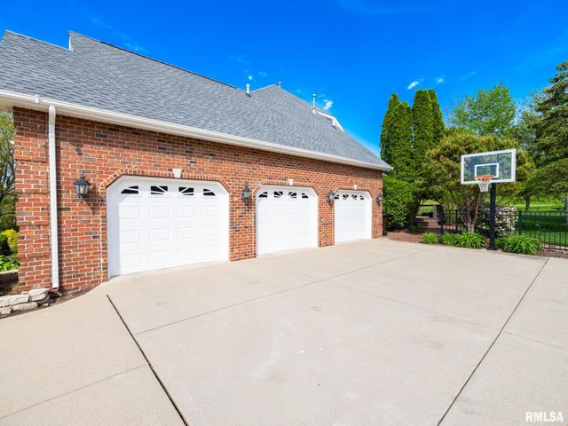 4928 N DEERMEADOW Drive, Peoria, IL 61615