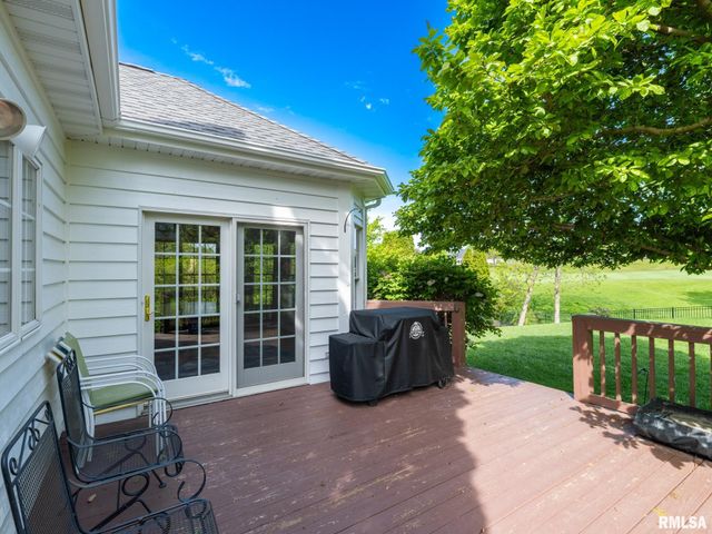 4928 N DEERMEADOW Drive, Peoria, IL 61615