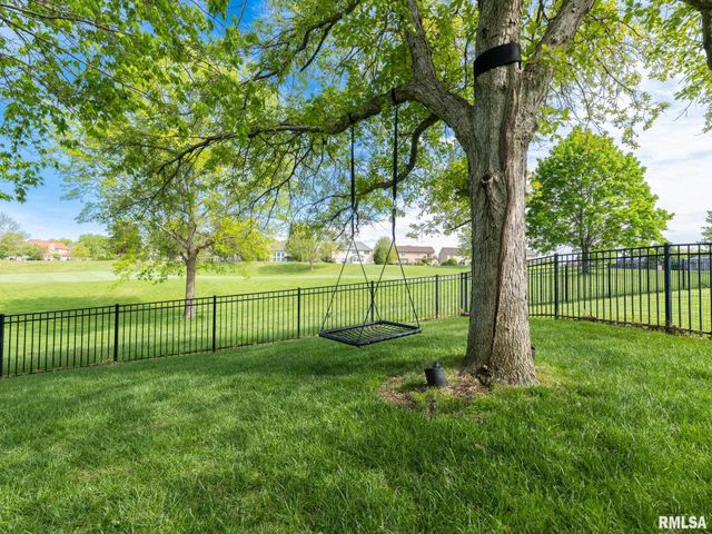 4928 N DEERMEADOW Drive, Peoria, IL 61615