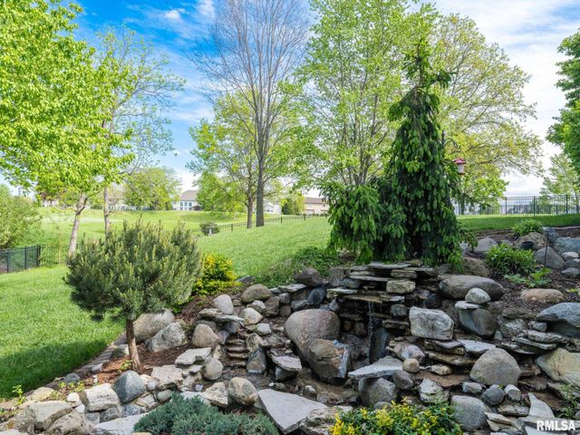4928 N DEERMEADOW Drive, Peoria, IL 61615