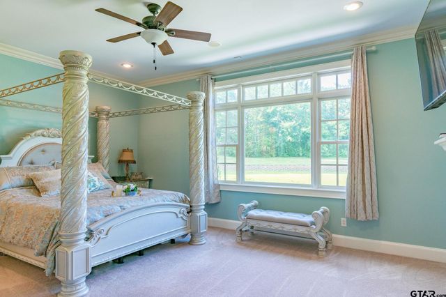 902 E South Street, Lindale, TX 75771