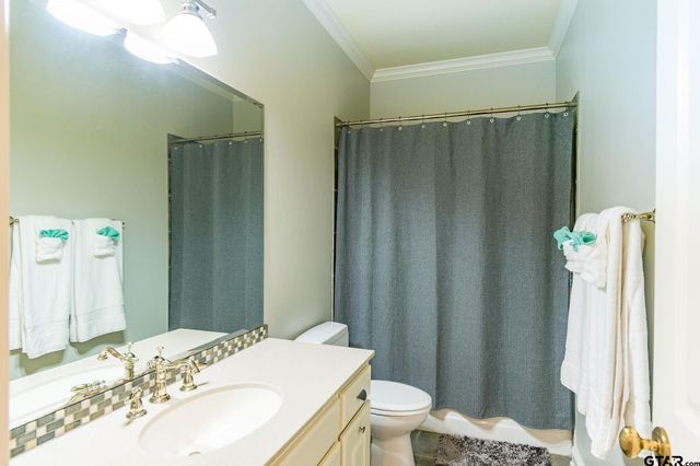 902 E South Street, Lindale, TX 75771