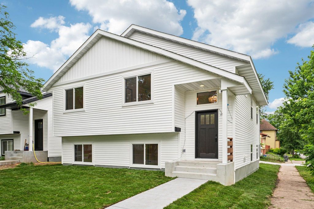 1002 Conway Street, Saint Paul, MN 55106