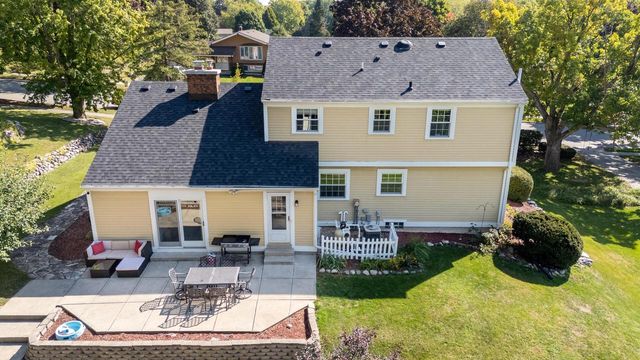 504 Rawlins DRIVE, Waukesha, WI 53188