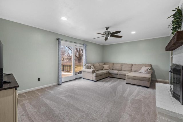 504 Rawlins DRIVE, Waukesha, WI 53188