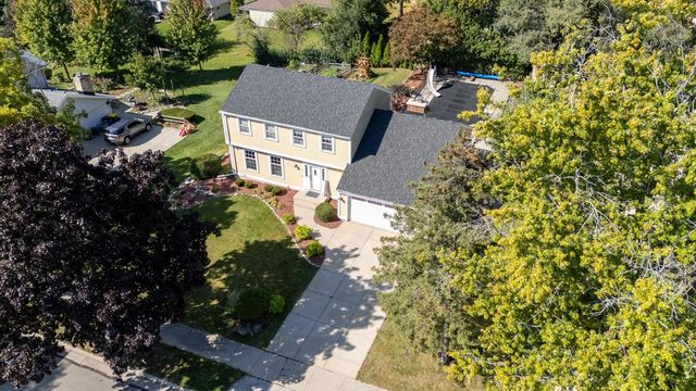 504 Rawlins DRIVE, Waukesha, WI 53188