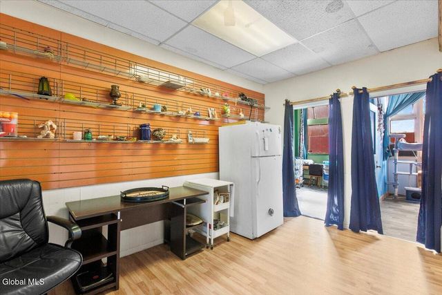 36 Main Street, Amsterdam, NY 12010