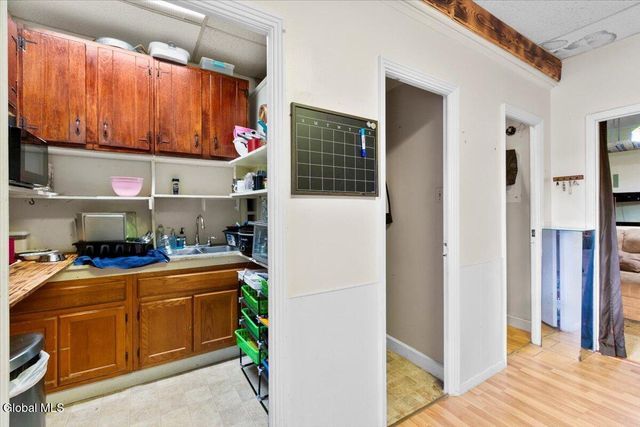 36 Main Street, Amsterdam, NY 12010