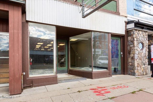 36 Main Street, Amsterdam, NY 12010