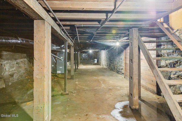 36 Main Street, Amsterdam, NY 12010